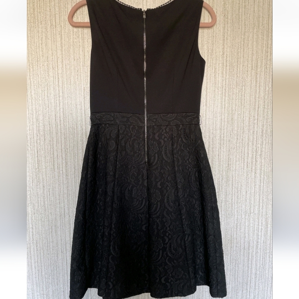Elie Tahari Size 6 Black Lace Dress - Picture 7 of 8